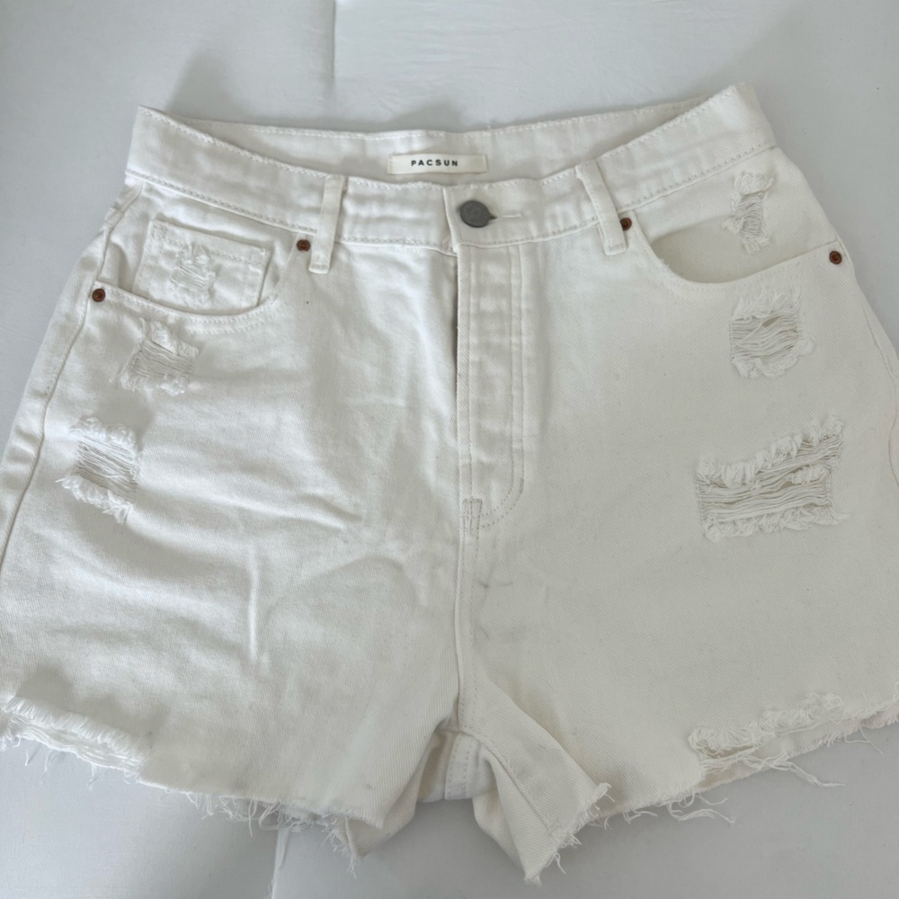 PacSun White High Rise Icon Shorts!